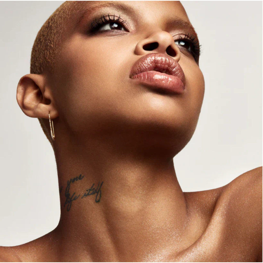 Fenty Beauty Diamond Bomb All-Over Diamond Veil – 3D Diamond-Dusted Highlighter for Face & Body- 8 g