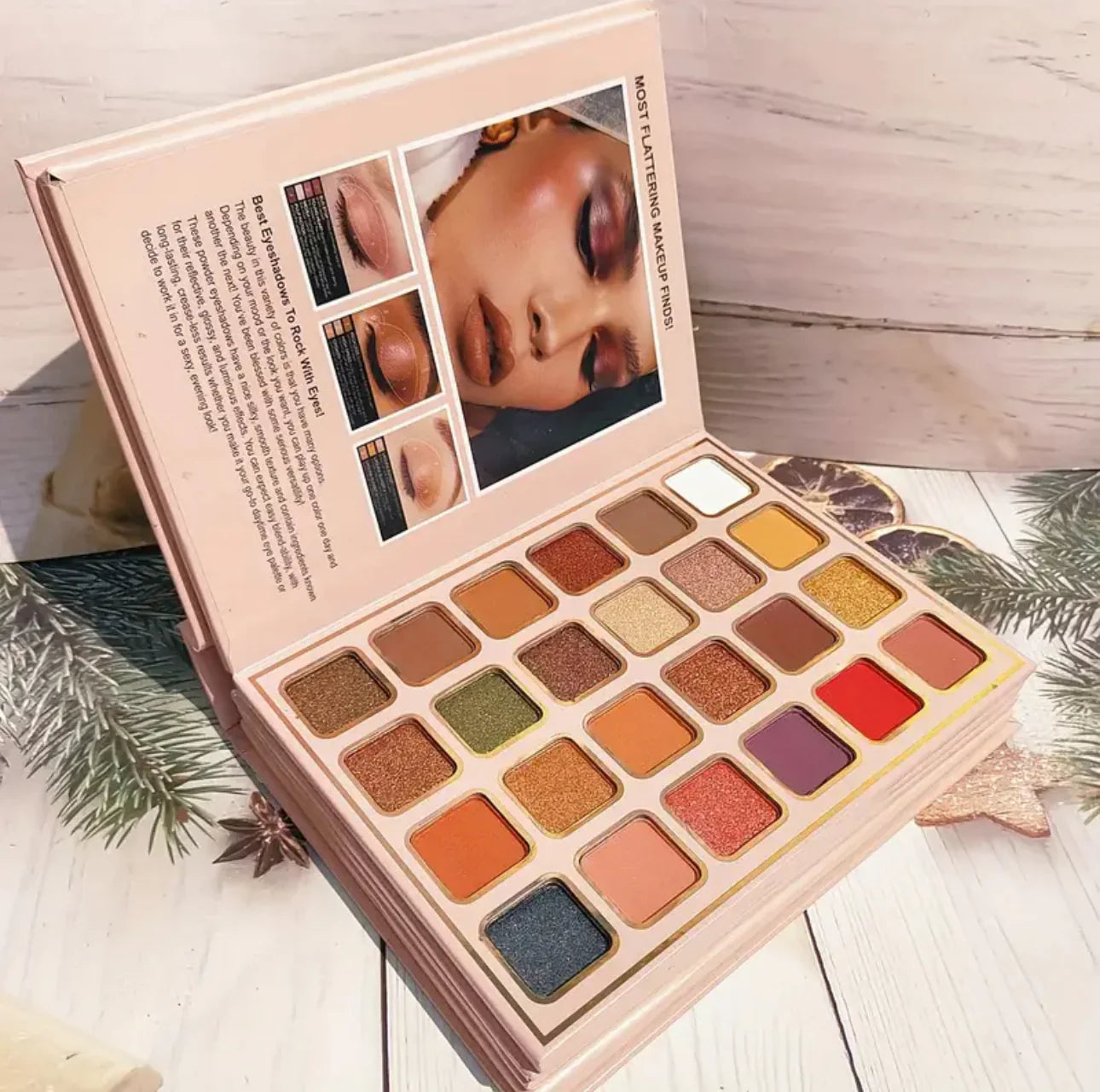 IGOODCO Fashion 5-in-1 Makeup Book