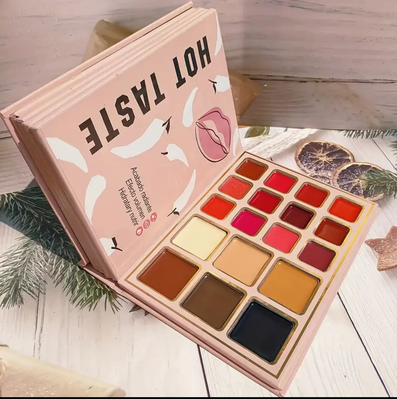 IGOODCO Fashion 5-in-1 Makeup Book